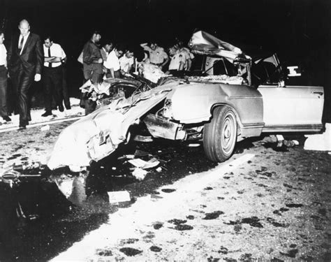 jane mansfield crash photos|Jayne Mansfield Car Crash